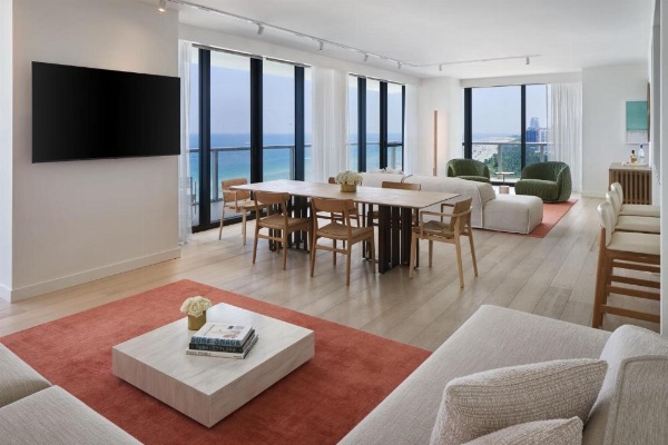 W South Beach image 28